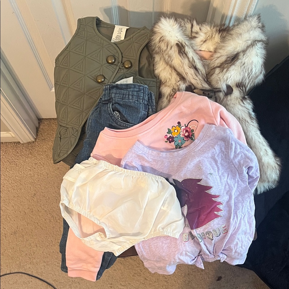 EUC Girls' Clothing Bundle 6 pieces Size 18 months